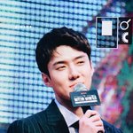[세훈] 180430 <b>범인</b>은 바로 너 레드카펫 프리뷰9