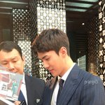 [세훈] 180430 <b>범인</b>은 바로 너 레드카펫 폰카컷1
