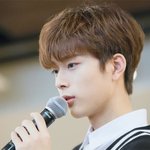 부리부리한 <b>남</b><b>돌</b> <b>멤버</b>
