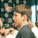 [세훈] 180430 <b>범인</b>은 바로 너 레드카펫 고화질18