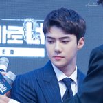 [세훈] 180430 <b>범인</b>은 바로 너 레드카펫 고화질22