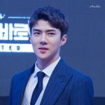 [세훈] 180430 <b>범인</b>은 바로 너 레드카펫 고화질23