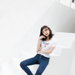 청바지 입은 수지 몸매 핏