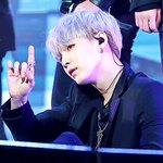 [꼭조언부탁] 나이 차이 많이 나는 사람 좋아한 적 있어?