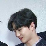 [EXO] 김준면 생머리<b>vs</b>파마머리