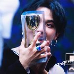 [위너] 지금팬싸 하는 <b>미노</b> 봐ㅠㅠㅠㅠㅠ