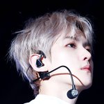[EXO] <b>이사진</b> 1초 새훈이