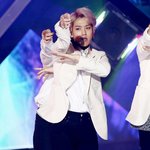 [EXO] 그럼그렇지 백현처럼 얼굴망 비율망을 누가 광고에