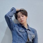 [방탄소년단] 잠시만 그럼 이거 누군가는 <b>포카로</b> 받는거야..?