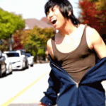 약빨고 만든 것 같은 유브이 신곡 '장모님' 뮤비.gif