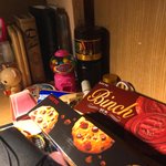 [댓글부탁해] 나의 책상 오른쪽은 식량<b>비축</b>장소로 적합하지 훗