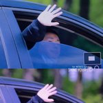 [인피니트] <b>부대</b> 가는 길에 자리 마련해준거구나