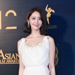아시아 필름 어워드에서 윤아가 <b>착용</b>한 귀걸이