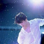 직찍 뚫고 나오는 <b>멋짐</b>