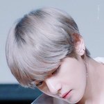 외모로 머리색을 <b>소화</b>시킨다는게 이런거