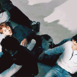 [EXO] 이거 ㄹㅇ <b>가족</b>같은 <b>분위기</b>