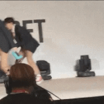 [NCT] 마크 힘 세보이는 짤 좀 주라