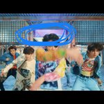 [방탄소년단] 이 뒤에 있는 거 <b>우주</b>배경..?