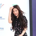 <b>상큼</b>이 조이 비 피하는 모습도 귀여워