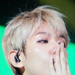 [백현] 백현이 노랑<b>수트</b> 잘 어울린다