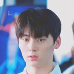 [조언부탁해] 황민현닮은 짝남이 너무 조용해ㅠㅜ