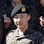[인피니트] 근데 요즘 군대 <b>눈썹</b> 염색도 해줘?ㅋㅋㅋㅋㅋㅋ