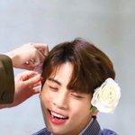 샤이니 10주년 축하하고 사랑해! <b>종현</b>아 보고싶어