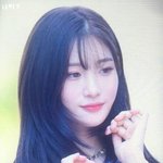 네<b>이비색</b> 티에는 무슨색 바지가 어울려?