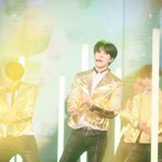 [EXO] 난 콘서트에서 갓<b>도라</b>도 한 번 더 보고싶다