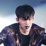 [EXO] 그냥 야금야금 자르지만 않고 냅둬도
