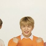 [강다니엘] 코룽이 바짓단 <b>뭔일</b>?