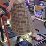 [드루와] 얘들아 <b>이</b> 치마랑 비슷한 쇼핑몰 치마 없을까ㅠㅠ