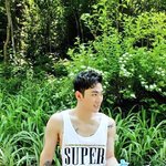 [모두드루와] <b>최애</b> 중 어깨깡패 사진 좀 풀어주라~~
