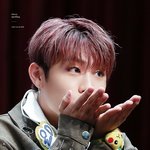 [박우진] 아래 네버 글 <b>추천수</b> 미쳤넴.....