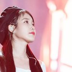 오랜만에 <b>베레모</b> 쓰고 나온 아이유(+사진)