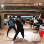 [박우진] 나만 하루종일 <b>캥거루</b> 흥얼거리나