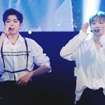 아이돌 이기적인 <b>투샷</b>