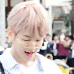 [백현] [8화] 첸백시 눈에만 안 보이는 스탬프 백현 <b>gif</b>.