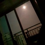[드루와] 지금 내가 누운 <b>시점</b>인데 달 개밝아