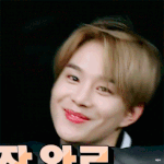 입꼬리 예쁜 애들만 모아 만들었다는 그룹