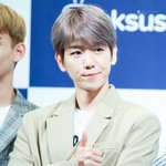[백현] 엑사세 제<b>발회</b> 고화질 백현 B