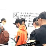 [시우민] 시우민 반바지 ㅈㅋ 귀여워 ㅋㅋㅋ