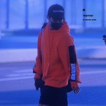 [EXO] 민석이 반바진데 <b>다리</b>가 ㅋㅋㅋㅋ