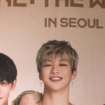 [강다니엘] 강다니엘 고척 단체<b>샷</b> <b>클로즈업</b>