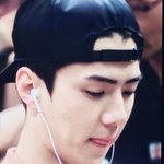 [세훈] 180601 홍콩 <b>입국</b> 프리뷰5