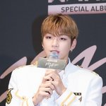 [강다니엘] 오늘 기자<b>간담회</b> 강다니엘