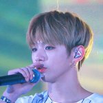 <b>며칠전</b> 팬들 사이에서 비주얼 반응 좋은 강다니엘