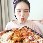 [댓글부탁해] 확실히 <b>압살</b>하고자 아빠 손 벌려 잡은 지하방에서 손꼽아...