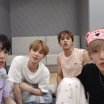 <b>nct</b> 브이앱 방송중 감탄한 부분