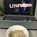 [드루와] 모고는 망쳤지먼 영화본다 <b>유후</b>